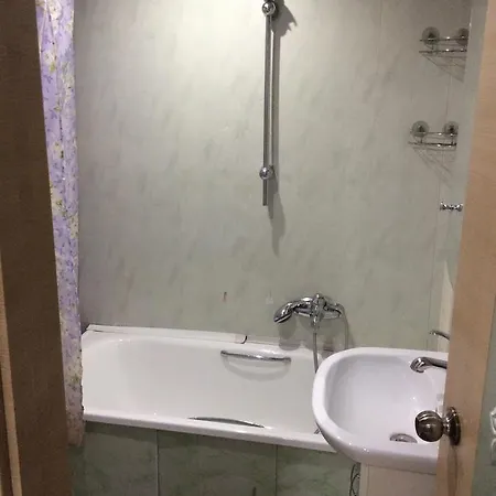 Sadok Мініготель *